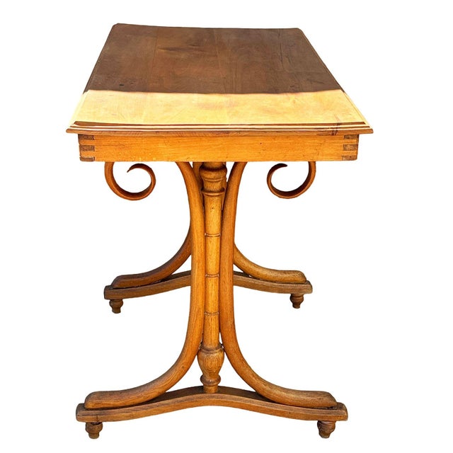 Wood Rare Vienna Secession Austrian Blond Model 962 Bistro Table Attributed to Thonet, 1904 For Sale - Image 7 of 7