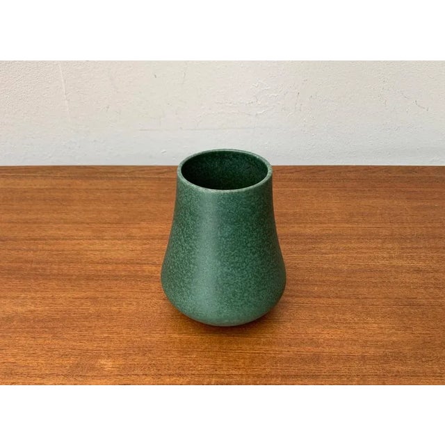 Mid-Century German Minimalist Studio Pottery Vase by Hildegard and Peter Delius for Hamelner Kunsttöpferei, 1960s For Sale - Image 6 of 12