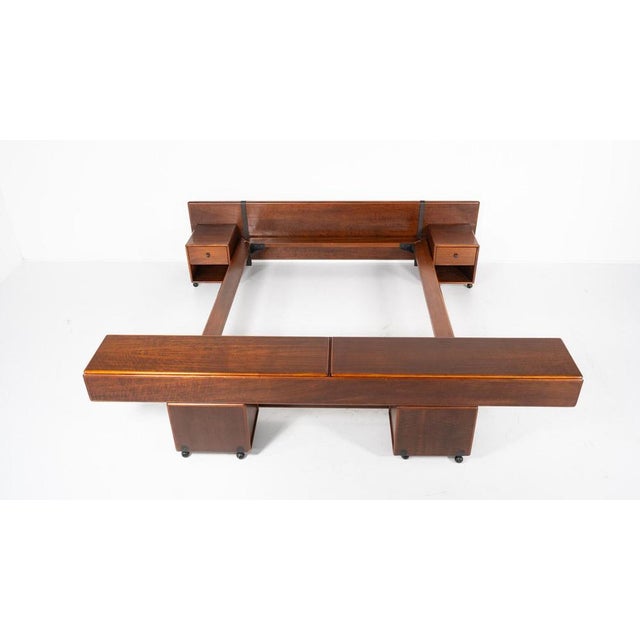 Mid-Century Modern Bed with Nightstands attributed to Fabio Lenci for Bernini, Italy, 1970s For Sale - Image 17 of 18