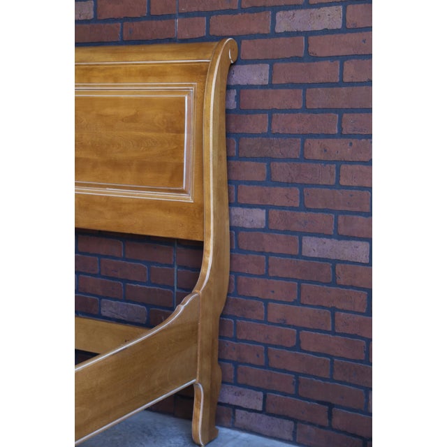 2000 - 2009 Ethan Allen Country French Queen Sleigh Bed For Sale - Image 5 of 6