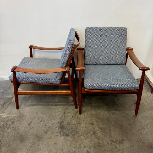 Armchairs by Finn Juhl for France & Son, 1950s, Set of 2 For Sale - Image 9 of 9