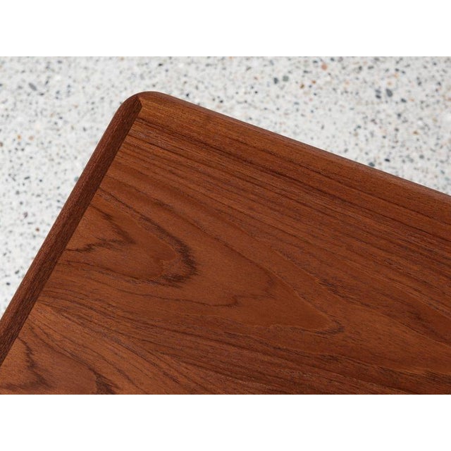 Wood Mid-Century Danish Smile Coffee Table in Teak by Johannes Andersen for Silkeborg For Sale - Image 7 of 11