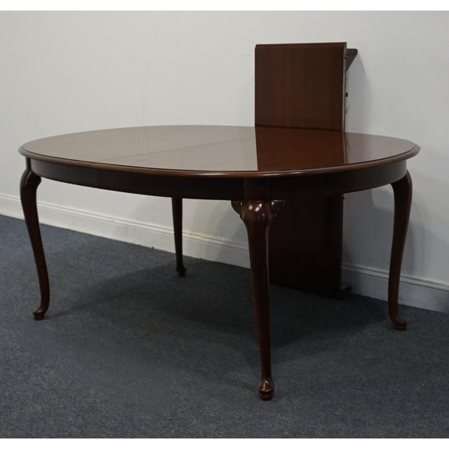 Brown Thomasville Furniture Collectors Cherry Collection 88" Oval Dining Table 10121-752 For Sale - Image 8 of 11