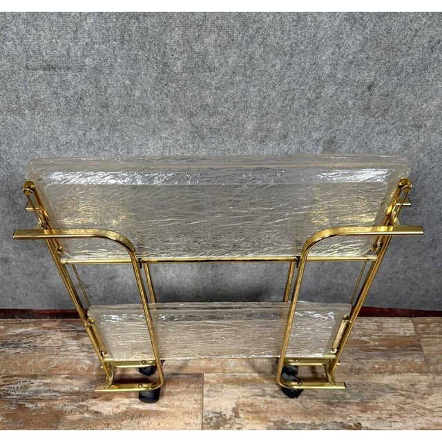 1970s Vintage Serving Trolley in Molded Ice Acrylic Glass, 1970s For Sale - Image 5 of 6