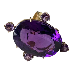 Fabulous 18Kt Gold Brazilian Fine Oval Amethyst Ring