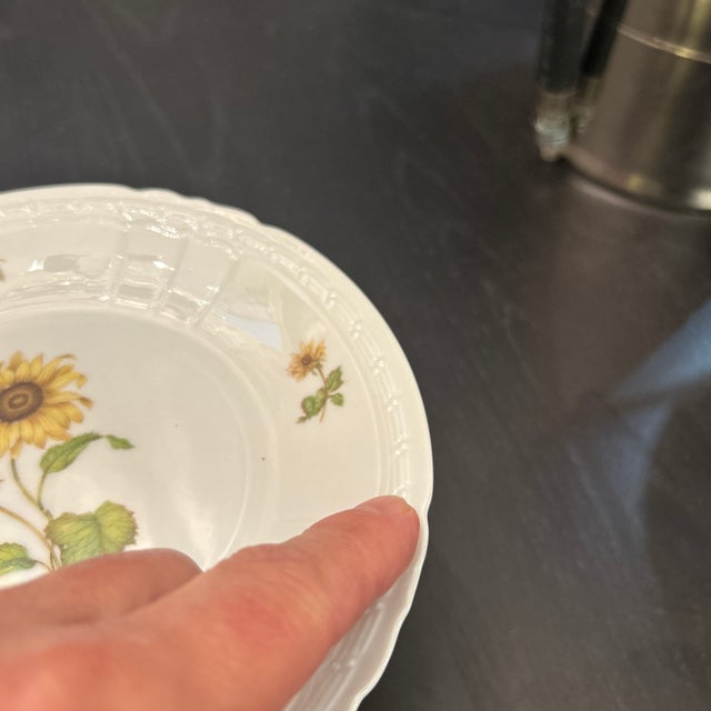 1940s French 1940s Porcelain Pedestal Cake Stand For Sale - Image 5 of 9