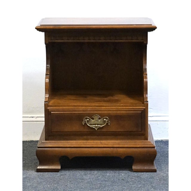 Traditional Ethan Allen Classic Manor Solid Maple 21" Open Cabinet Nightstand 15-5206 For Sale - Image 3 of 13
