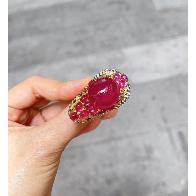 Bochic "Orient" Vintage Ruby & White Topaz Cocktail Ring - 18K Gold & Silver For Sale - Image 18 of 18