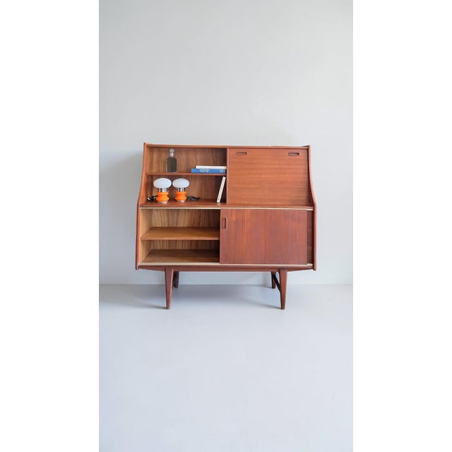 Mid-Century Modern Teak Highboard from Omer Lefevre Meubelfabriek, Belgium, 1960s For Sale - Image 3 of 12