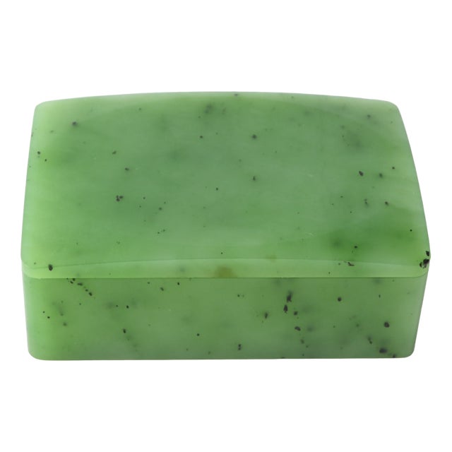 Vintage Green Jade Nephrite Box For Sale