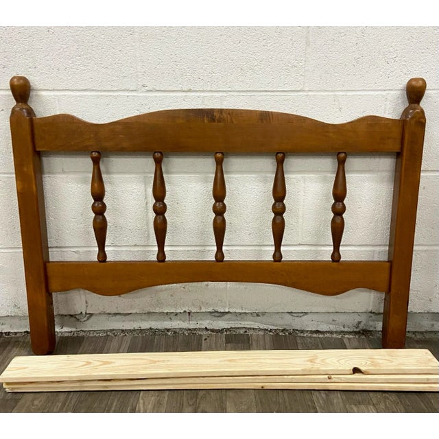 Vintage Twin Size Low Poster Bed With Acorn Finials For Sale - Image 4 of 6