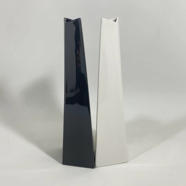 1980s Postmodern Slanted Black and White Vase Pair by Studio Nova For Sale - Image 5 of 13