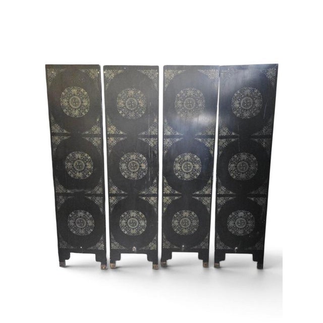 Chinese Folding Screen with Carved Hardstone Animals, 1920 For Sale - Image 15 of 17