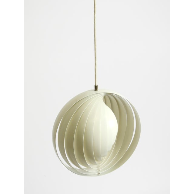 Vintage Space Age Moon Lamp in White Lacquered Aluminum by Verner Panton for Vitra, 2000s For Sale - Image 11 of 18