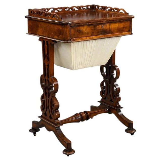 Brown Victorian Mahogany Worktable, 1860 For Sale - Image 8 of 8