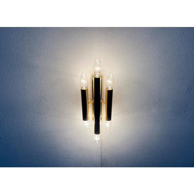 Vintage Hollywood Regency Style Wall Lamp in Brass, 1970s For Sale - Image 5 of 18