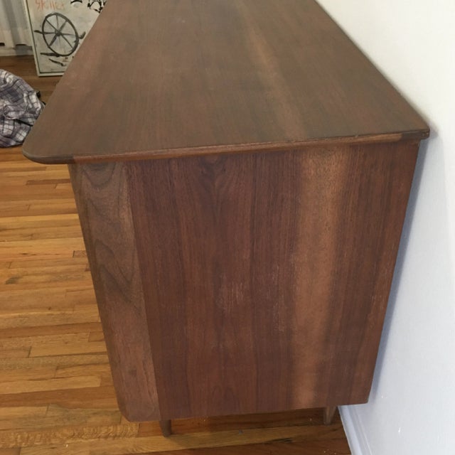 Mid-Century Modern Walnut Credenza Inverted Boomerang Top and Original Cadillac Chrome Pulls For Sale - Image 3 of 12