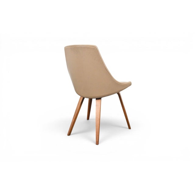 Set of Eight Mid 20th Century Bentwood Dining Chairs in Walnut For Sale In San Francisco - Image 6 of 9