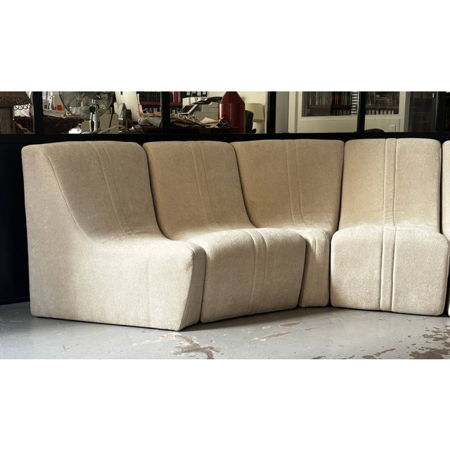 1970s Vintage Beige Modular Sofa, 1970s, Set of 7 For Sale - Image 5 of 11