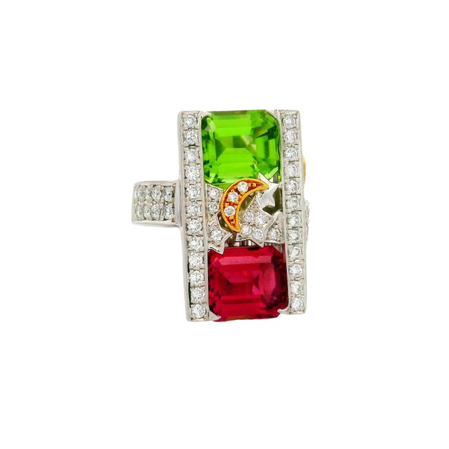 Contemporary Green and Pink Tourmaline Diamond Platinum 18k Gold Stars-Moon Ring, Size 5.75 For Sale - Image 3 of 6