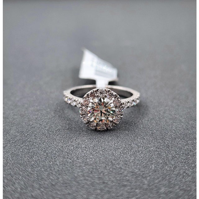 1.70 Ct Diamond Halo Ring Size 6.5 For Sale - Image 4 of 9