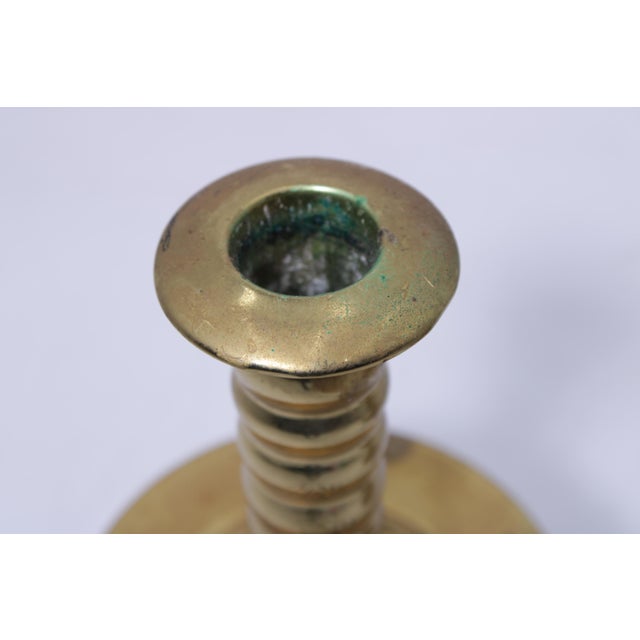 Metal Pair of Virginia Metalcrafters Brass Colonial Williamsburg Candlesticks For Sale - Image 7 of 13