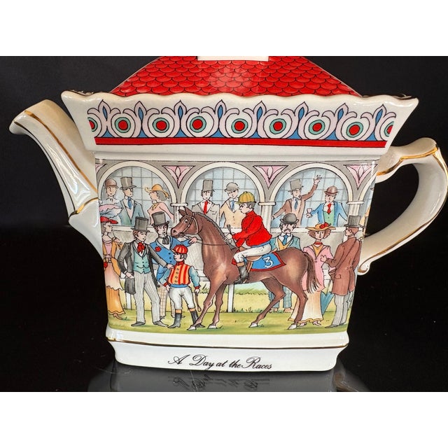 English 1940s A Day at the Races Teapot Windsor Made in England by Sadler Company For Sale - Image 3 of 8