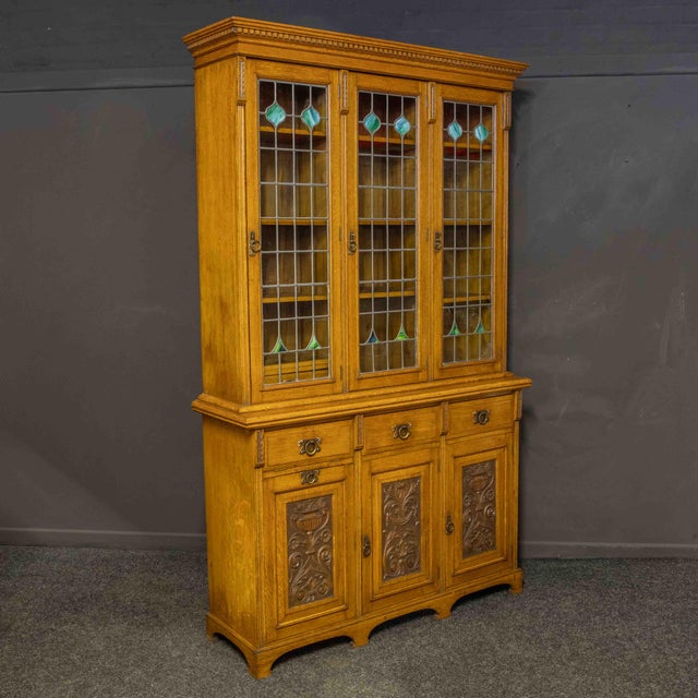 Art Nouveau Bookcase in Oak For Sale - Image 10 of 12