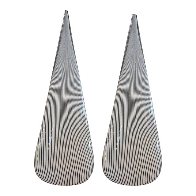 Pair of White Pin Stripe Murano Glass Lamps by Vetri For Sale