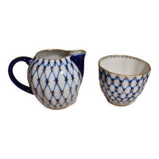Mid 20th Century Cobalt Net 22k Gold Porcelain Creamer and Open Sugar Bowl by Lomonosov For Sale