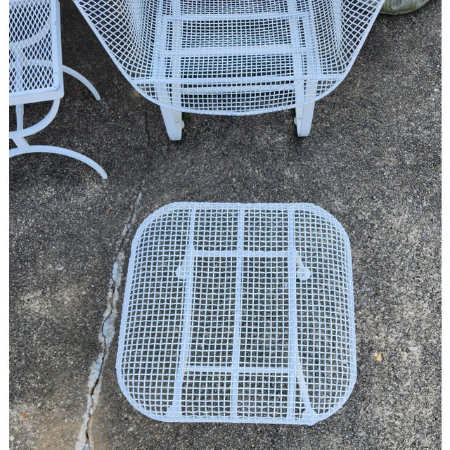 1950s Russell Woodard Sculptura Mesh Wrought Iron Bouncer Lounge Chairs and Footstools, Attributed - 5 Pieces For Sale - Image 9 of 18