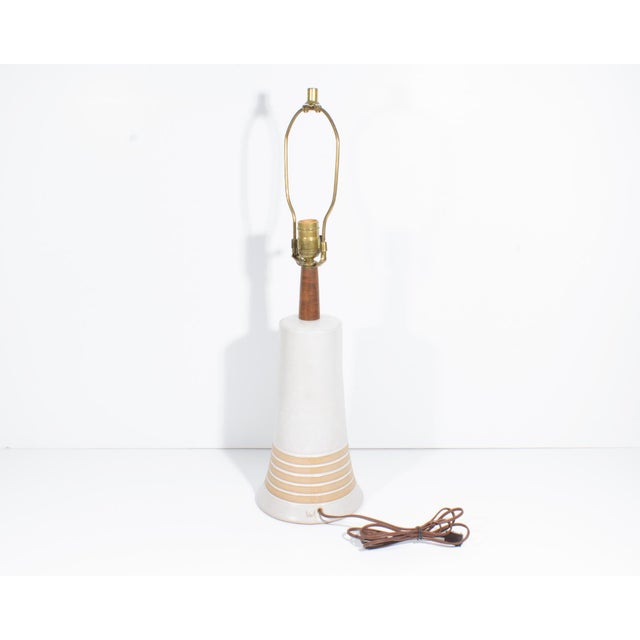 Mid-Century Modern Mid 20th Century Ceramic Walnut Table Lamp by Gordon and Jane Martz for Marshall Studios For Sale - Image 3 of 10