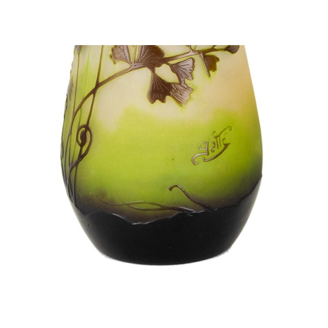 Art Nouveau Cameo Green Glass Vase by Emile Gallé, 20th Century For Sale - Image 10 of 18