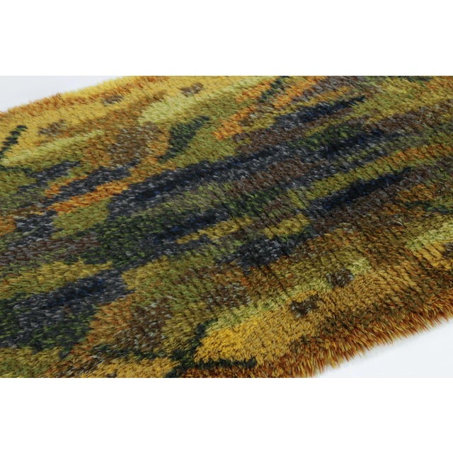 Rug & Kilim Vintage Swedish Rya Rug in Gold With Colorful Abstract Pattern - Rug & Kilim For Sale - Image 4 of 7