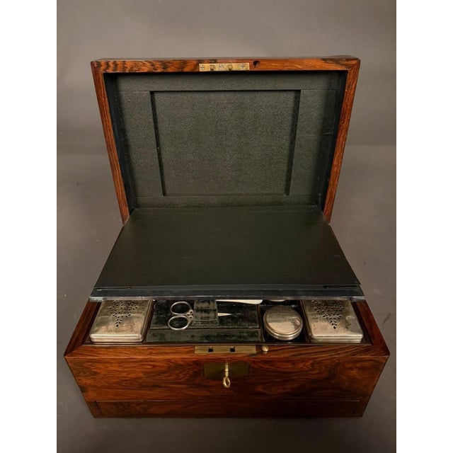 English Ladies Travel Box in Rosewood, Signed Mechi and Bazin of London, Circa 1870 For Sale - Image 15 of 18