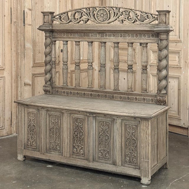 19th Century French Renaissance Barley Twist Stripped Oak Hall Bench Trunk For Sale - Image 4 of 17