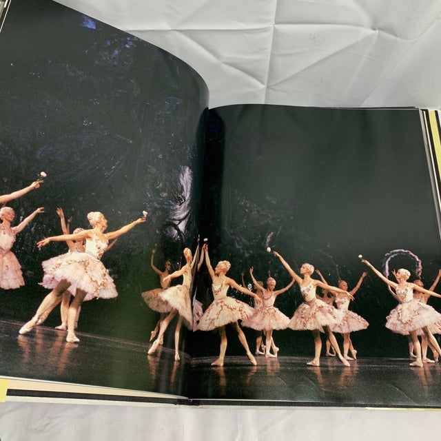 Paper Russian Ballet on Tour - By Alexander Orloff - Introduction by Margaret E. Willis - Hardcover Book - 1989 For Sale - Image 7 of 11