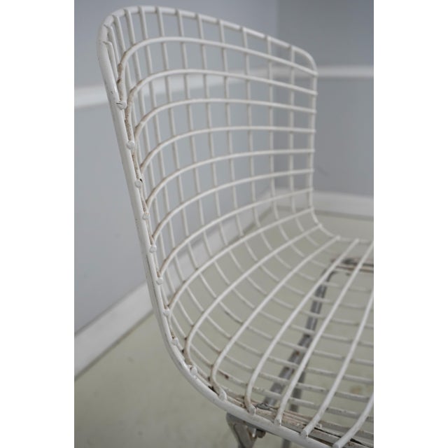 Harry Bertoia for Knoll Pair of White Wire Frame Bar Stools For Sale - Image 9 of 18
