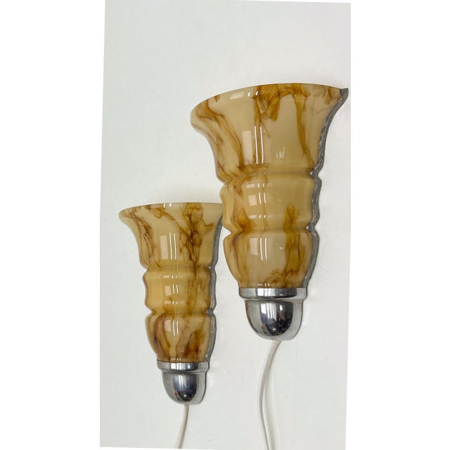Art Deco Amber Acrylic Glass Marble Pattern Wall Lights, 1960s, Set of 2 For Sale - Image 4 of 9