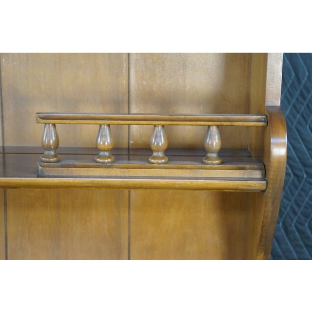 1990s Nathan Hale Maple Early American Colonial Revival China Cabinet Hutch 67" For Sale - Image 9 of 18