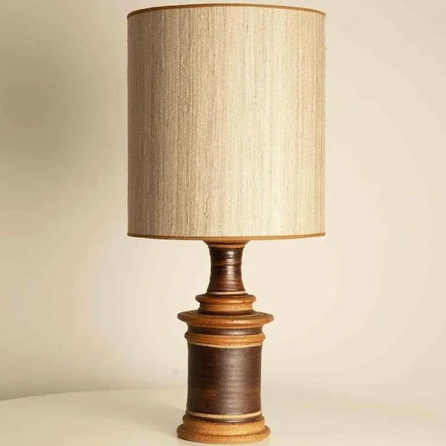 Textured Ceramic Table Lamp with Lampshade attributed to R. Houben, 1970s For Sale - Image 9 of 9
