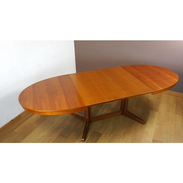 Brown Vintage Oval Dining Table from Baumann, 1960s For Sale - Image 8 of 10