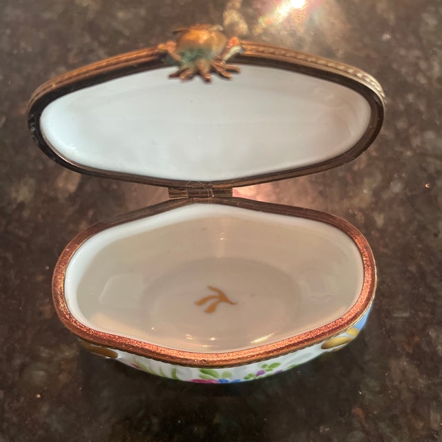 Early 21st Century Limoges Romance Pont Main Box For Sale - Image 5 of 8