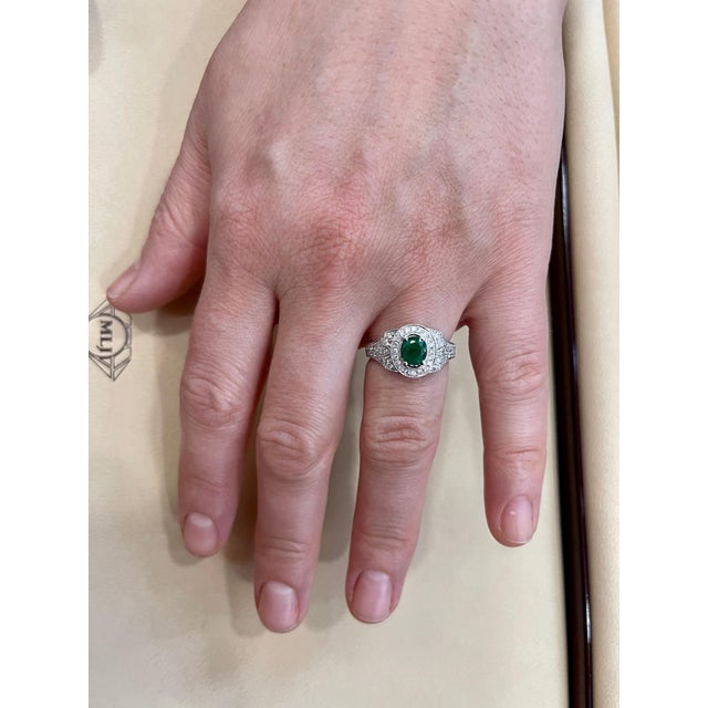 0.80 Carat Oval Cut Emerald and 0.85 Carat Diamond Ring 18 Karat White Gold For Sale - Image 10 of 18
