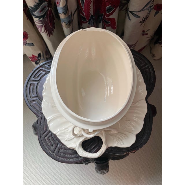 Off-white English Creamware Melon Tureen For Sale - Image 8 of 12