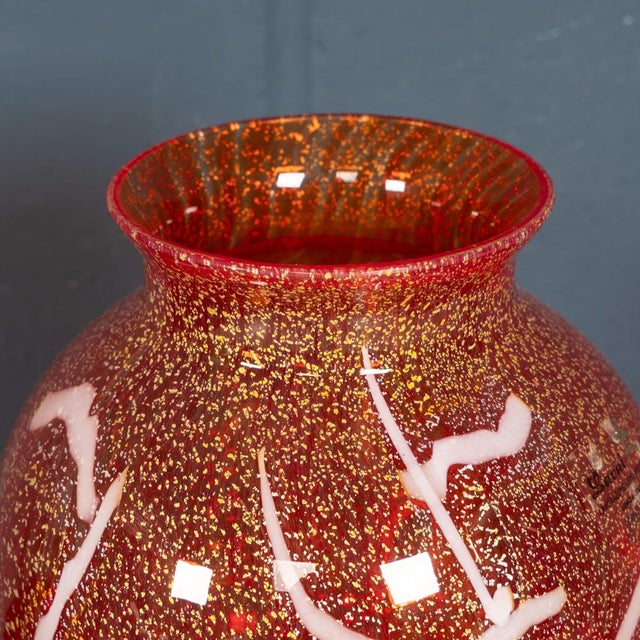 1980s Vintage Italian Hand Blown Red Glass Vase, Murano, 1980s For Sale - Image 5 of 8