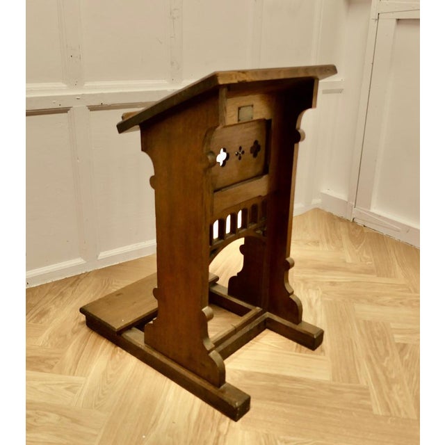 Wood Arts and Crafts Oak Reception Desk Greeting Station, 1900s For Sale - Image 7 of 10