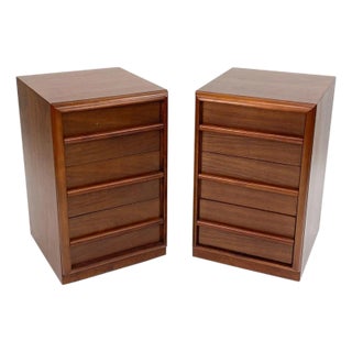 1960s Walnut Nightstand Chests by T. H. Robsjohn-Gibbings for Widdicomb - A Pair For Sale
