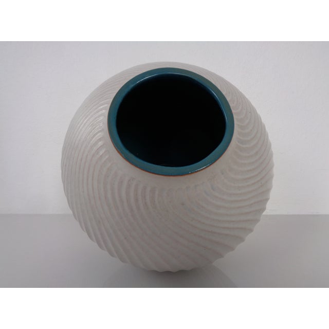Large 18-25 Wave Ceramic Vase from Carstens Tönnieshof, Germany, 1960s For Sale - Image 9 of 14