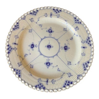 1960s Royal Copenhagen Blue Fluted Full Lace Round Serving Platter 1041 For Sale